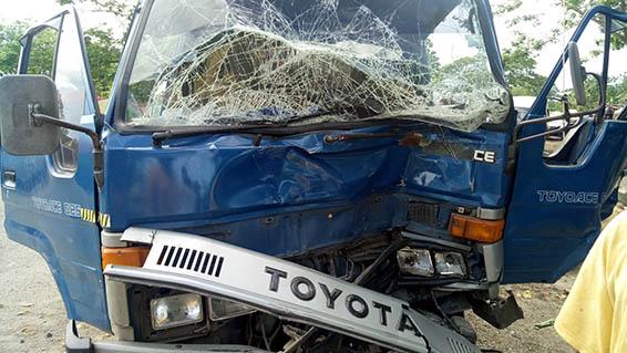 The front view of the two tonne truck which was hit in the fatal accident